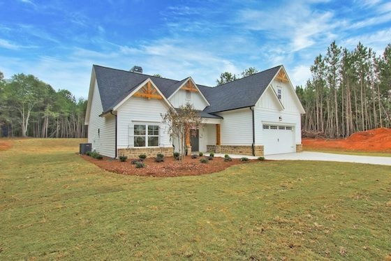 New Homes in Winder, Georgia built by Labb Homes in the New Home Community of Rockwell Farms!