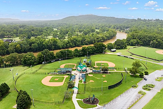 Nearby Heritage Park stretches across eight acres with outdoor recreational activities including baseball, fishing, picknicking and hiking!