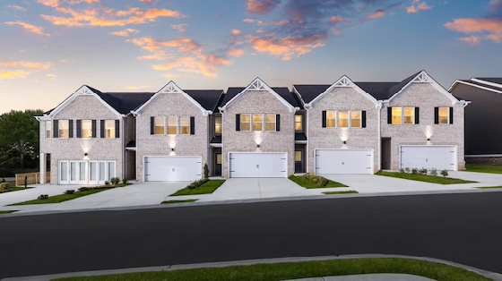 New Homes in Snellville, Georgia built by Dream Finders Homes in the New Home Community of Parkway James!